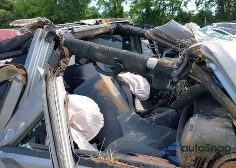 2017 Jeep Wrangler Unlimited Sport 4X4 z USA, uszkodzony, nr VIN 1C4HJWDG6HL592265